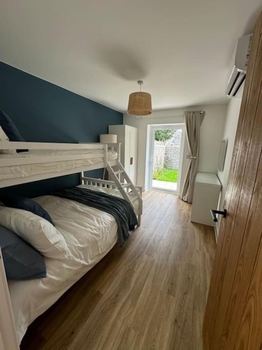 The Brambles Bungalow Weston-super-Mare Dış mekan fotoğraf